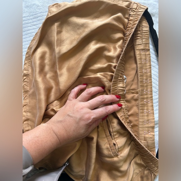 Lunya washable silk shorts - Picture 13 of 16